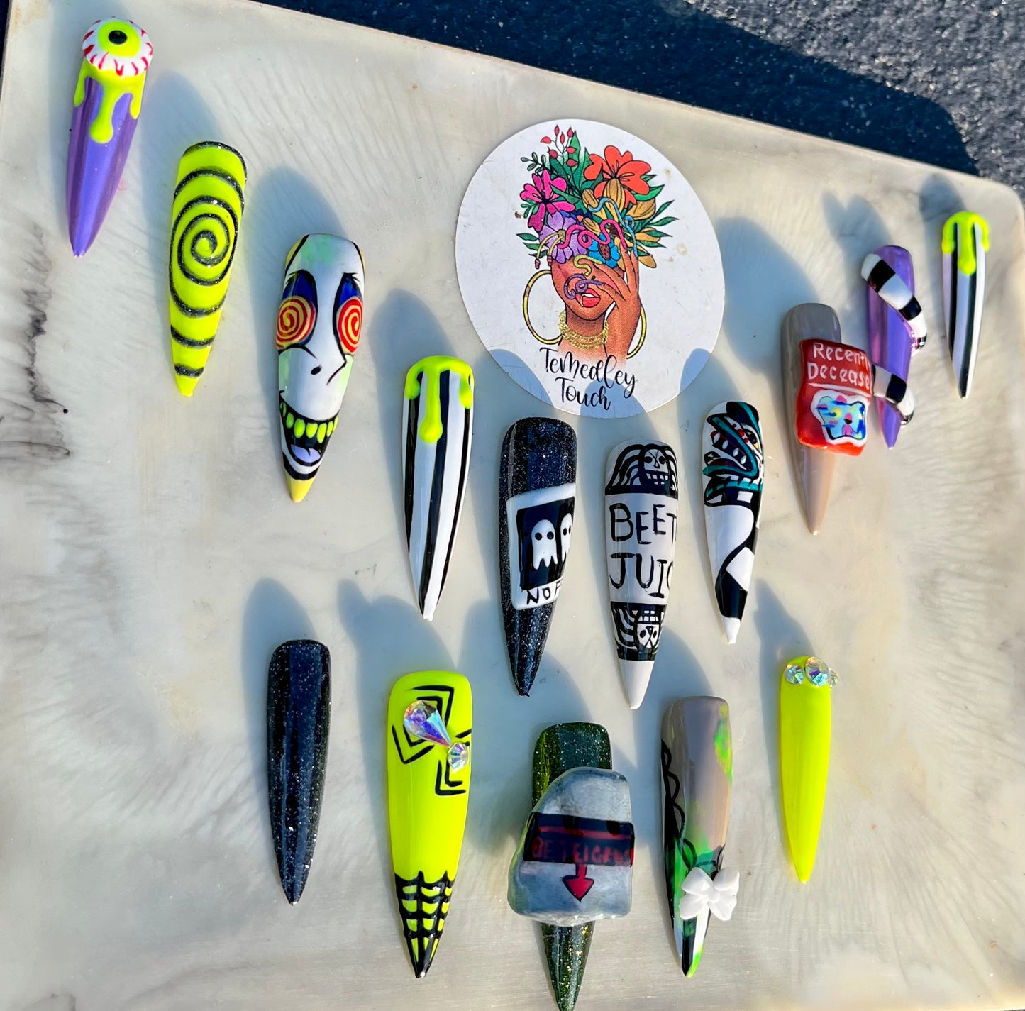 BeetleJuice press on nails