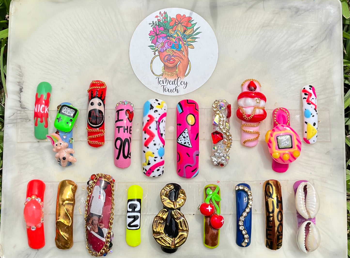 “I Love The 90s” Press On Nails