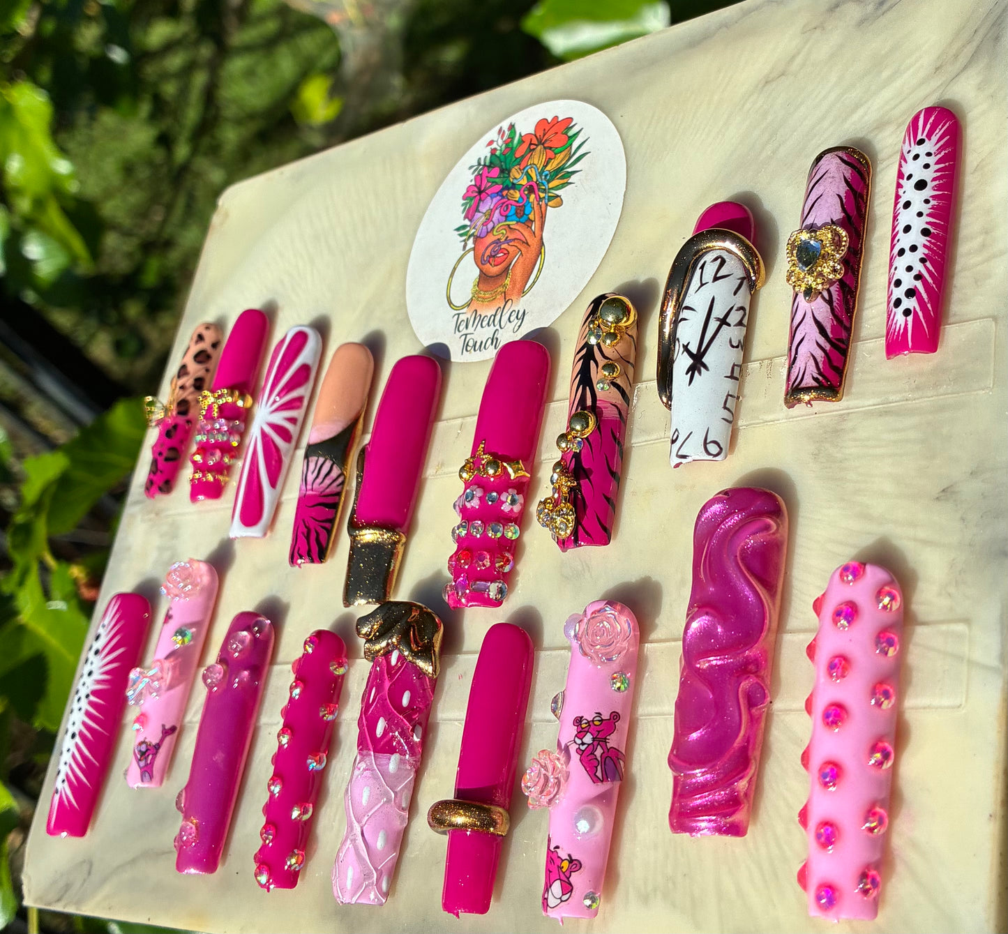 Pink Grapefruit Nails