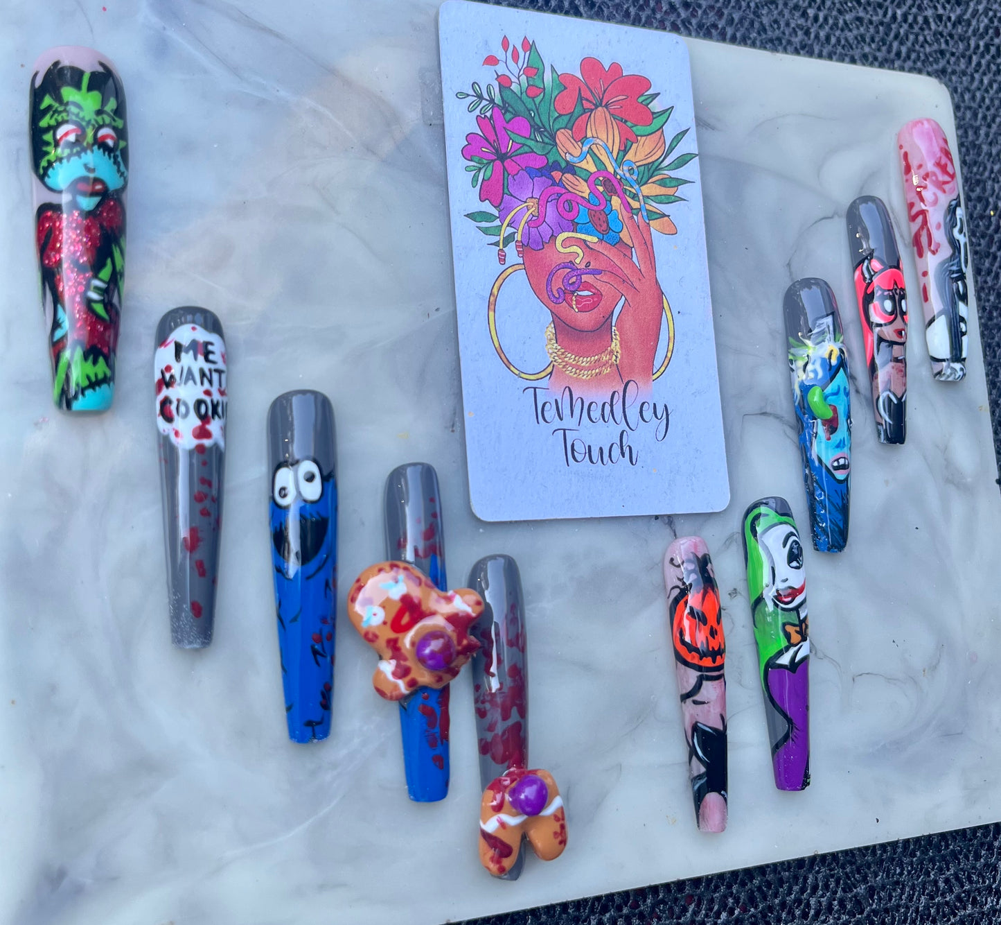 Haunted Horror press on nails