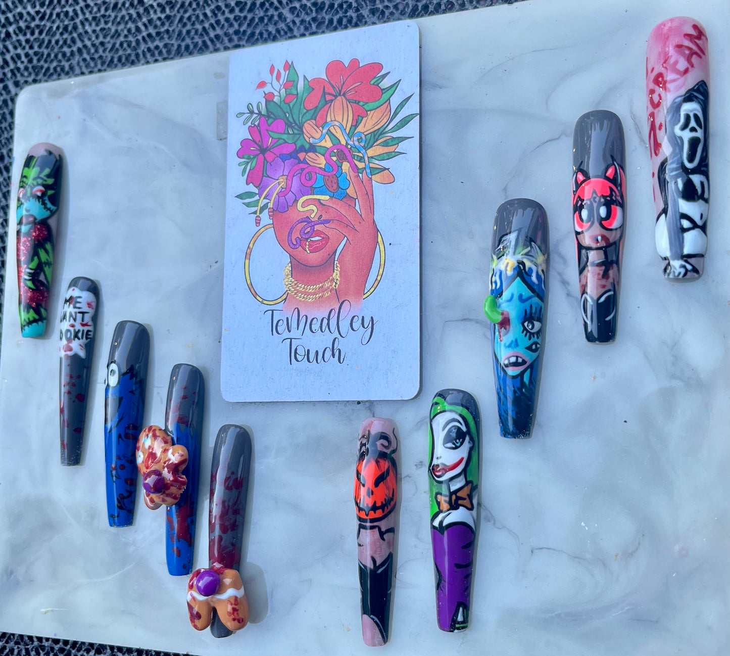 Haunted Horror press on nails