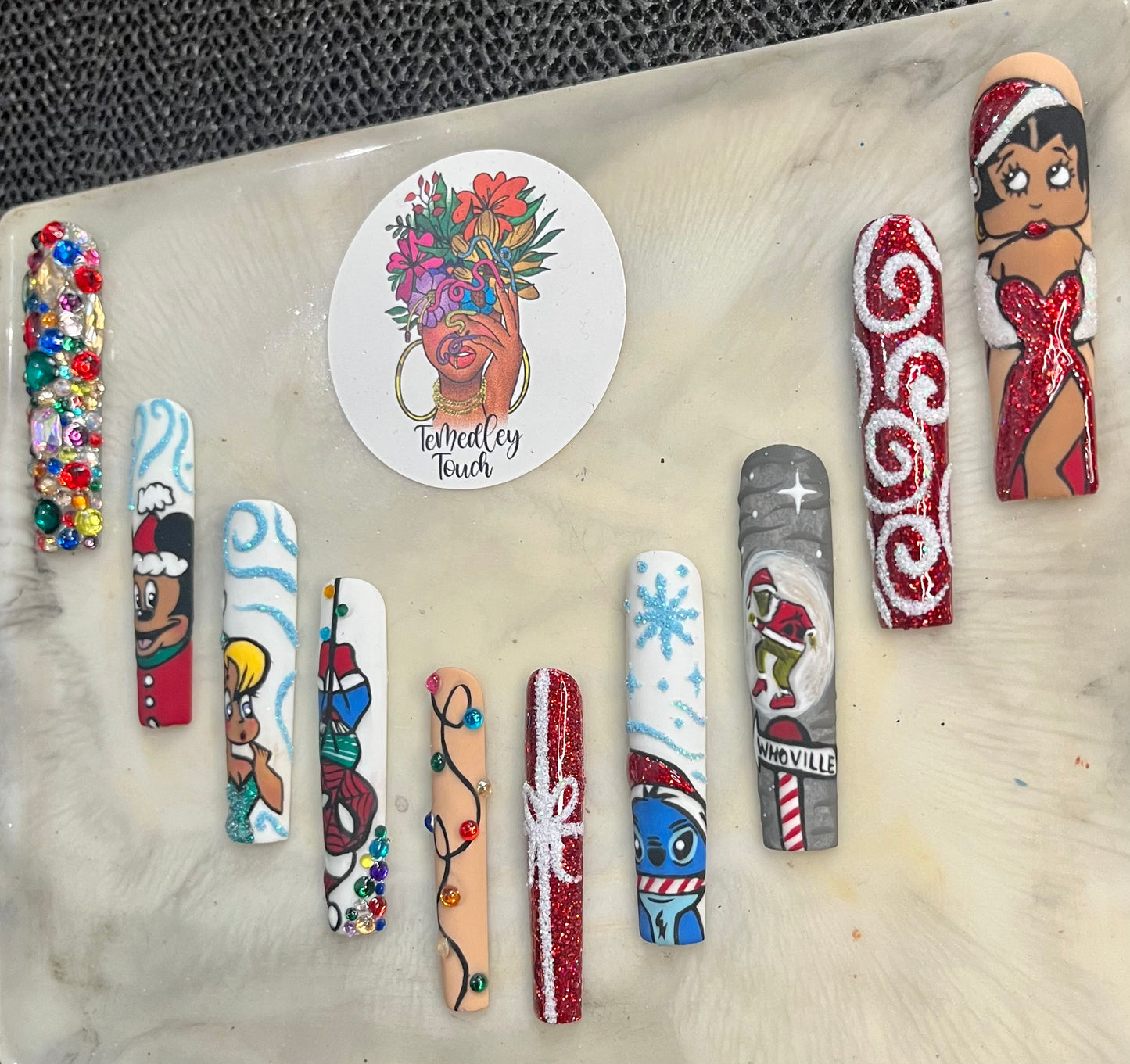 Cartoon Christmas press on nails