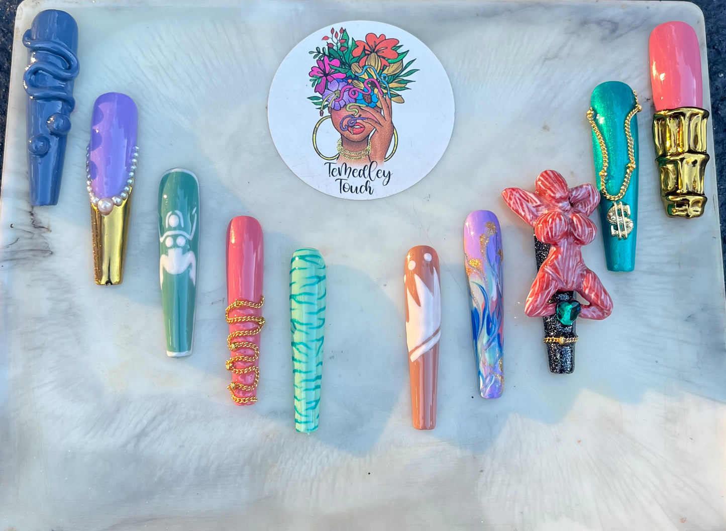 Love Goddess Press on nails