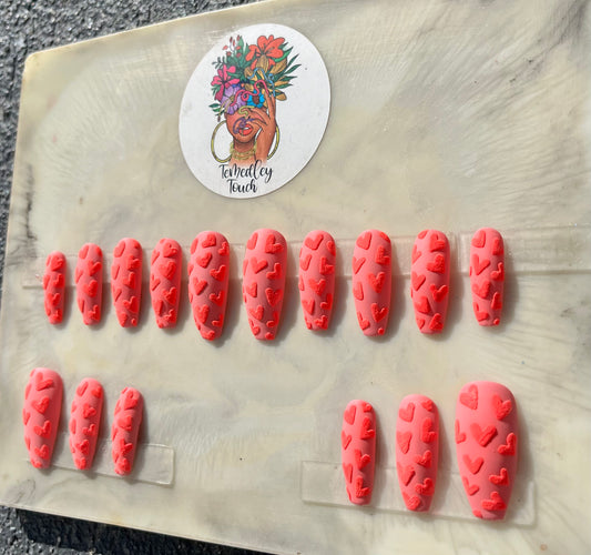 GITD Heart Press On Nails