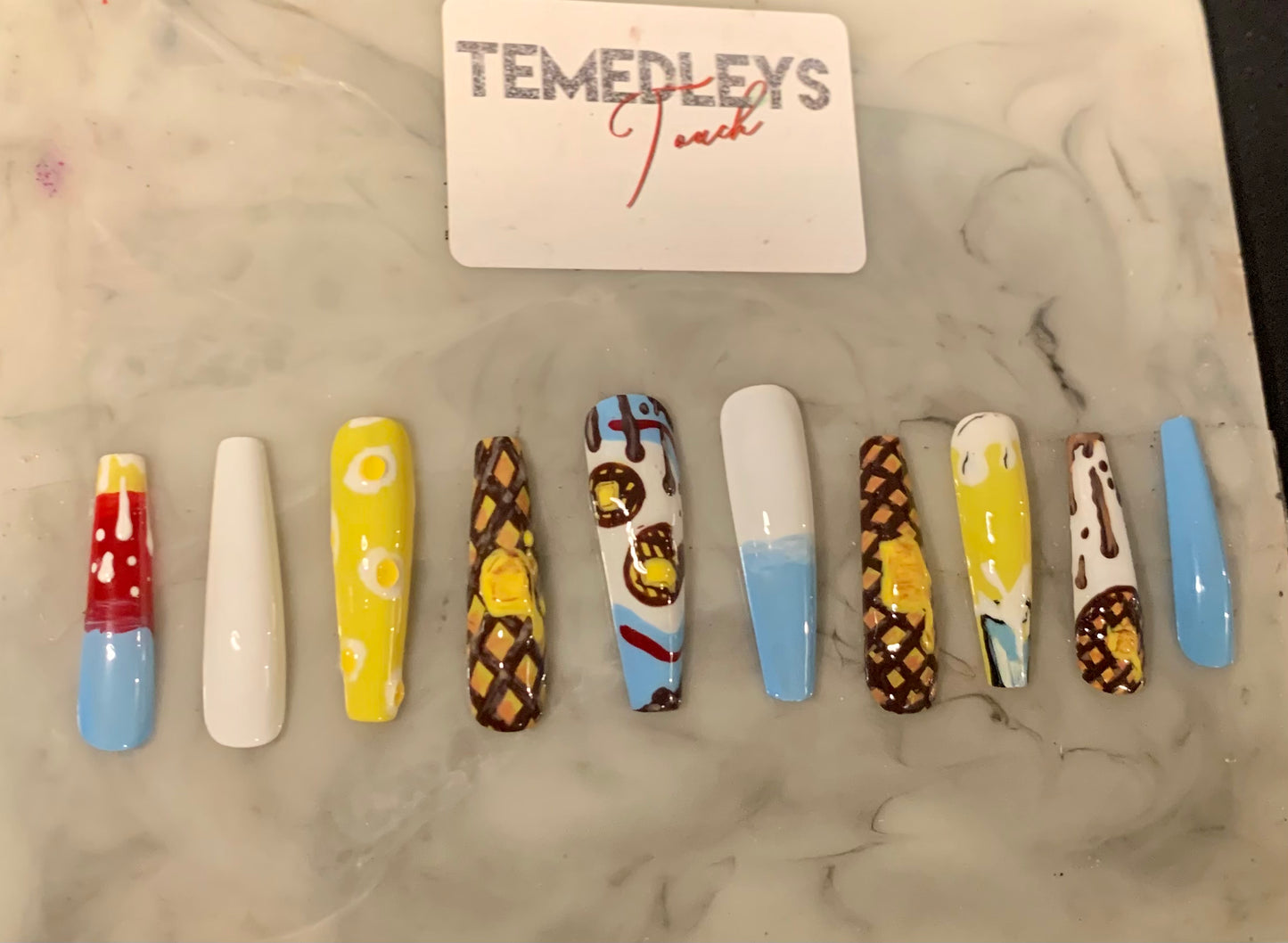 Waffle press on nails