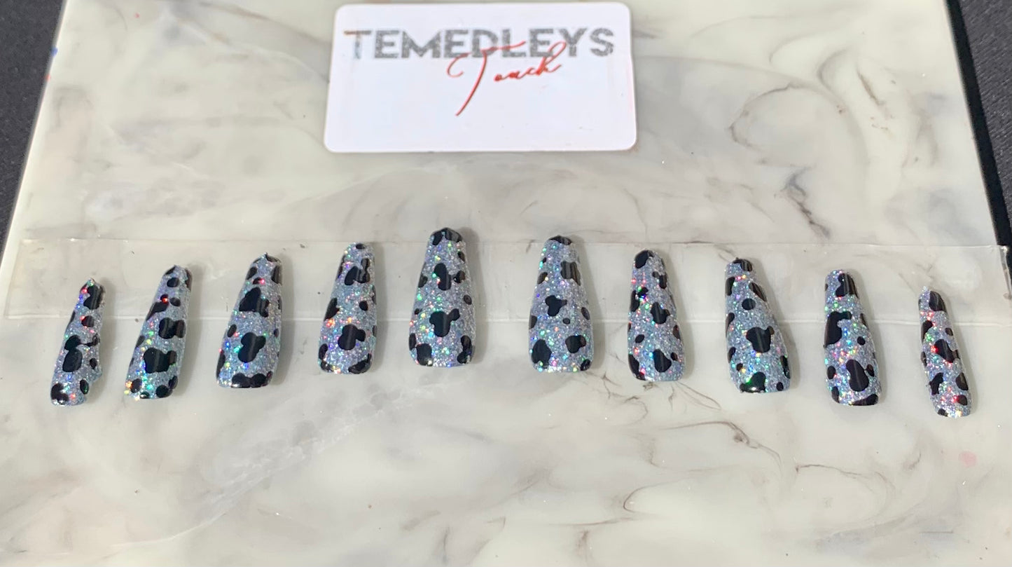 Glitter cow print press on nails