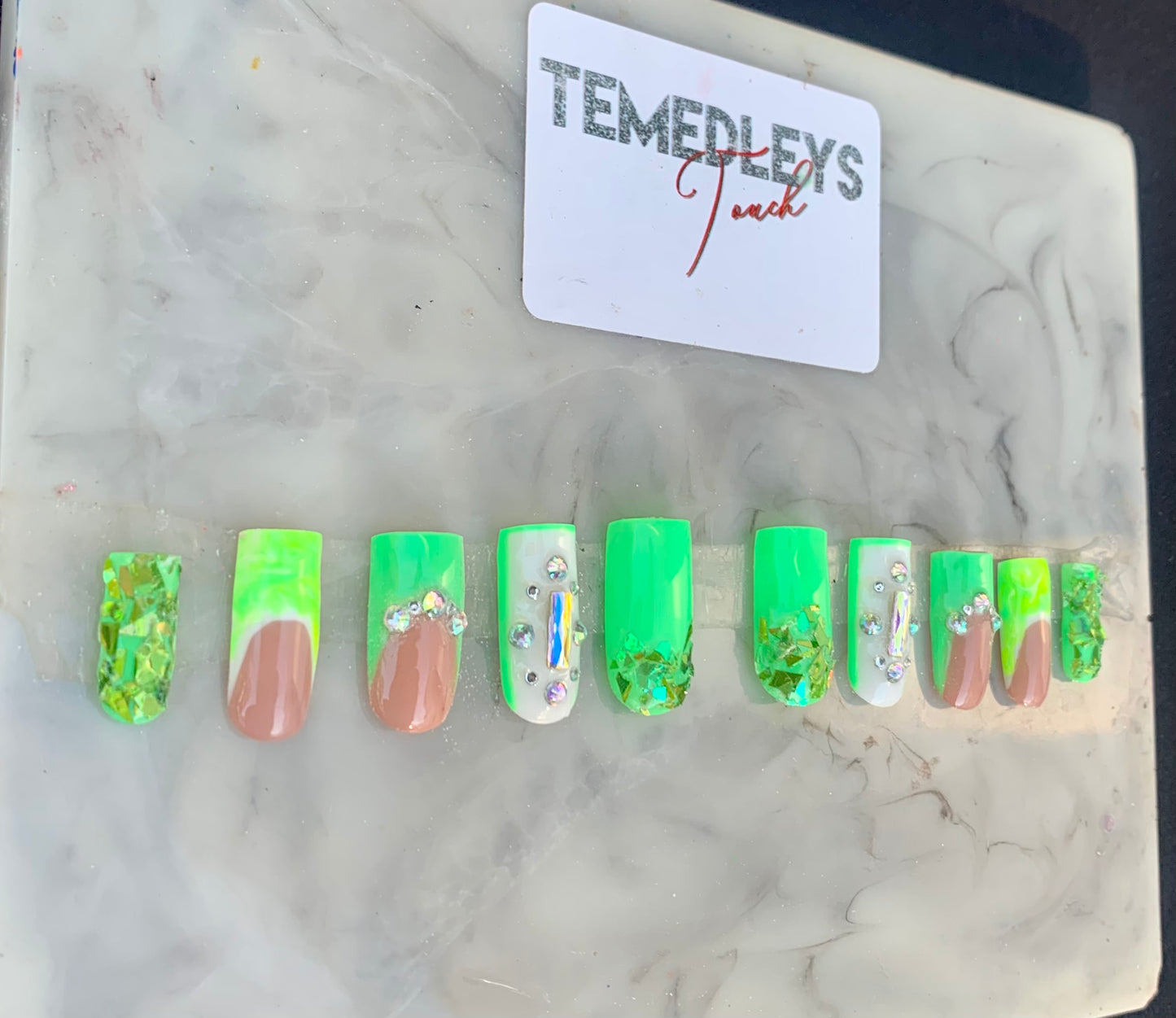 Lime green freestyle press on nails