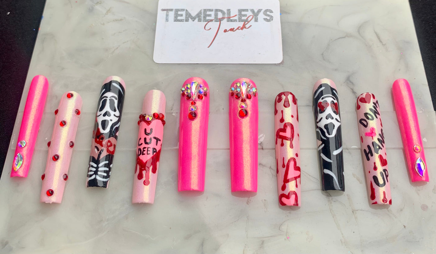 Scream love press on nails