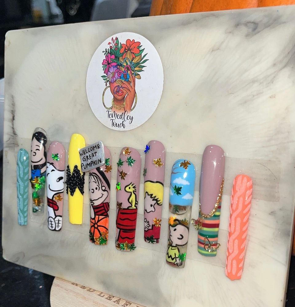 Charlie Brown (The Great Pumpkin) Nails