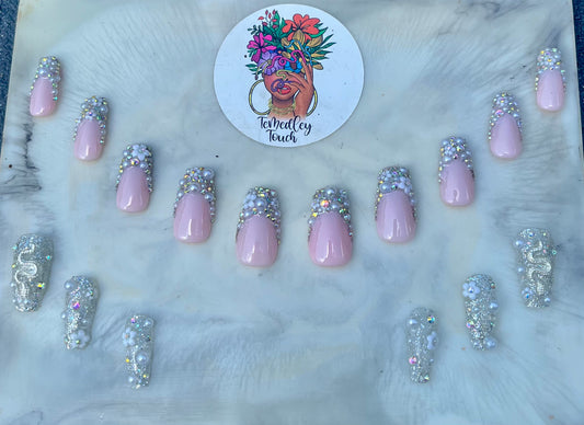 Flower bling French press on nails