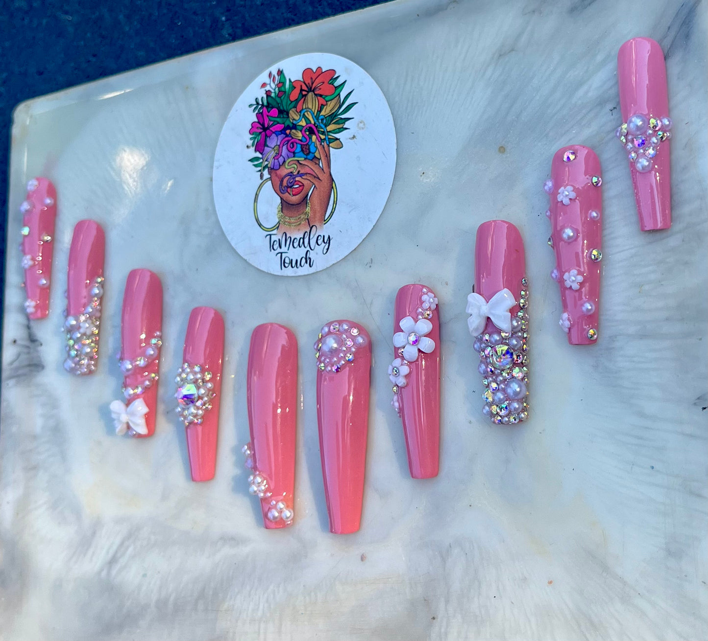 Pink bling flower nail