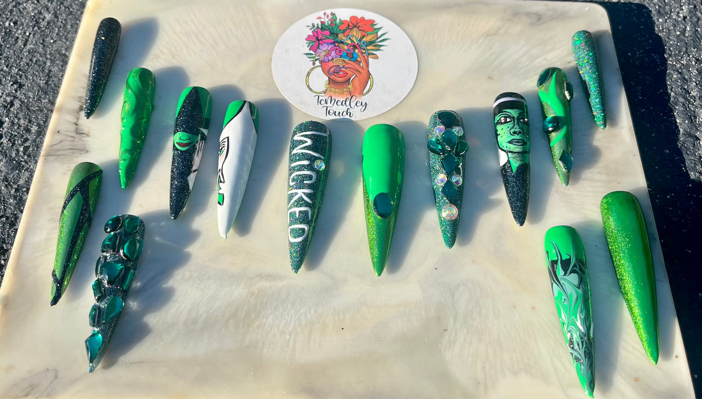 Wicked (Elphaba) Press on nails