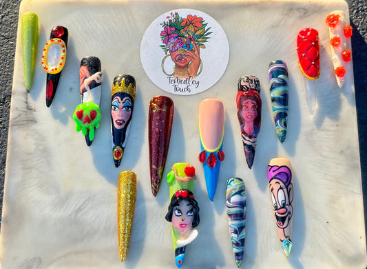 Snow White Press On Nails