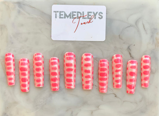 Pink Reptile Square press on nails