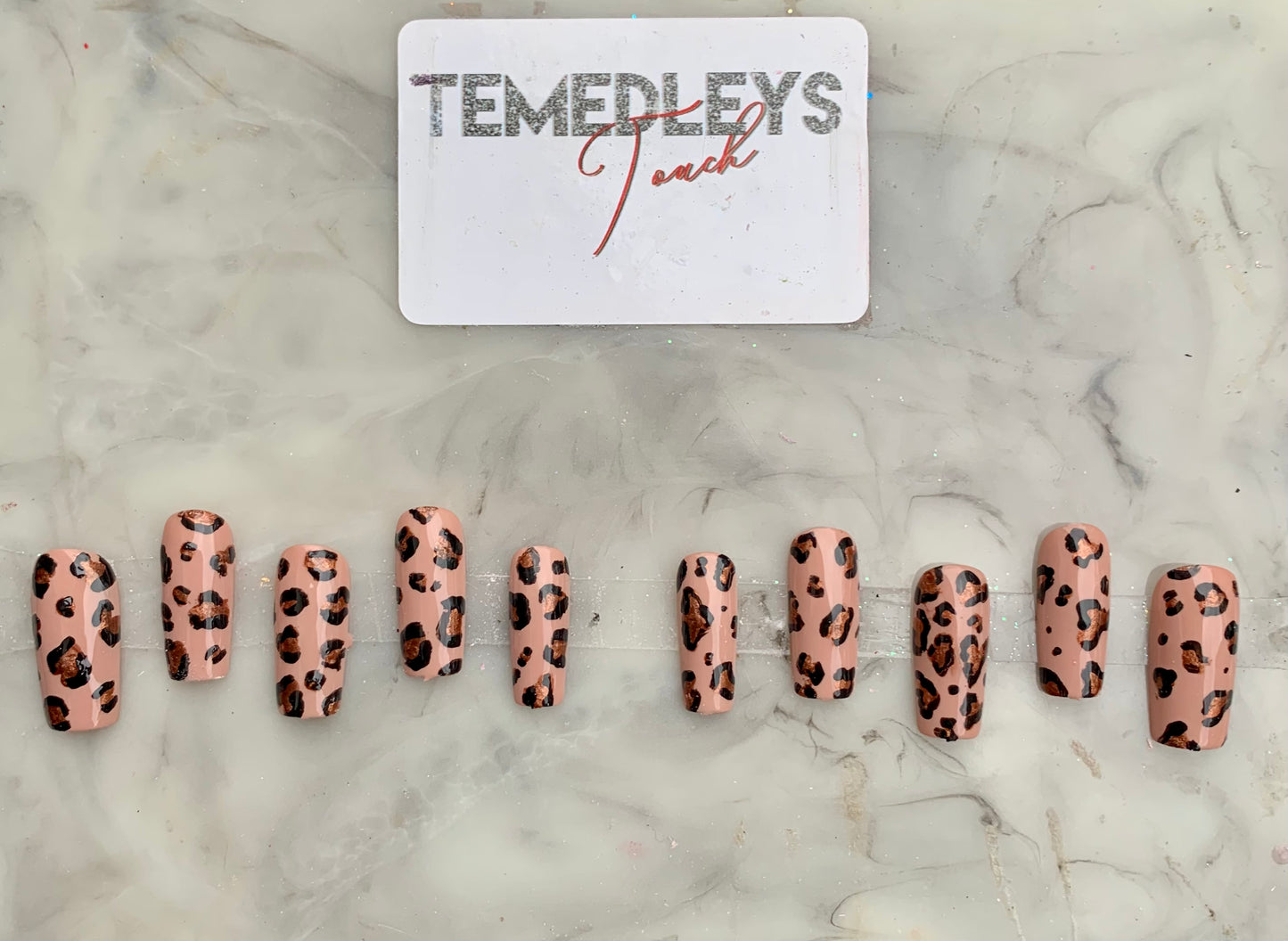 Leopard press on nails