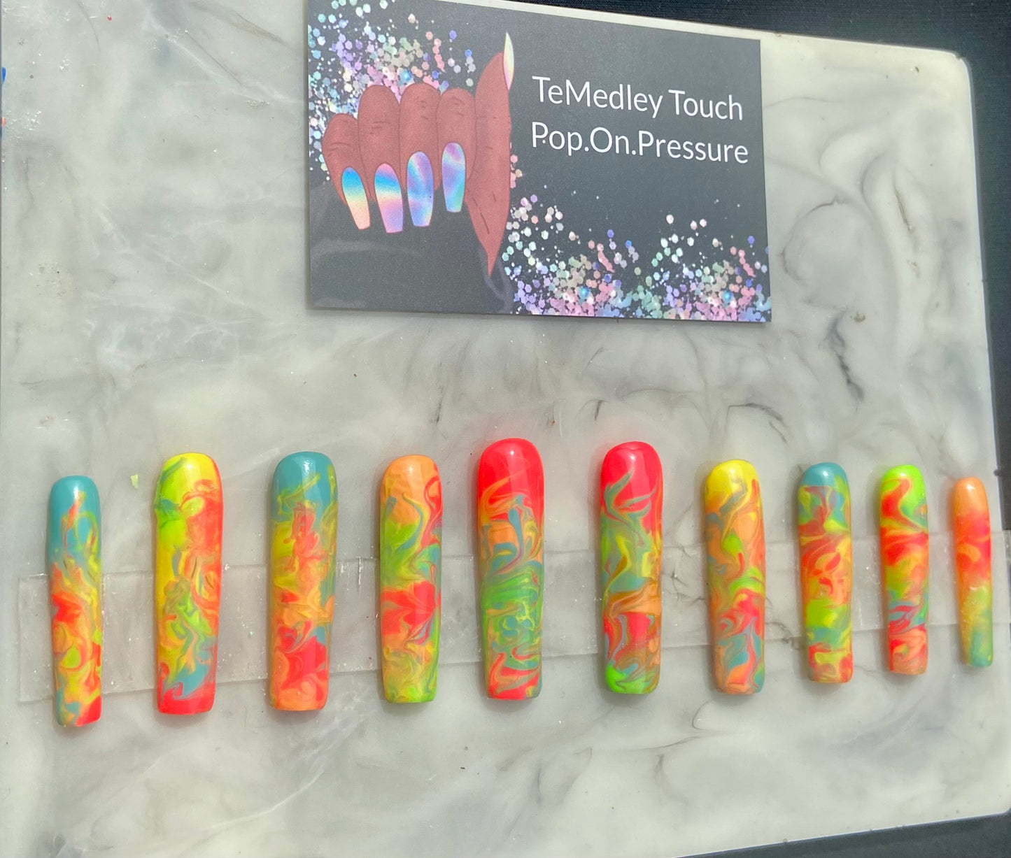 Colorful glow in the dark marble press on nails