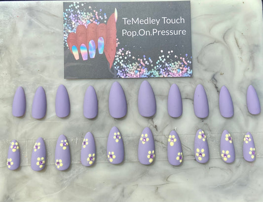 Lavender Matte flower press on nails