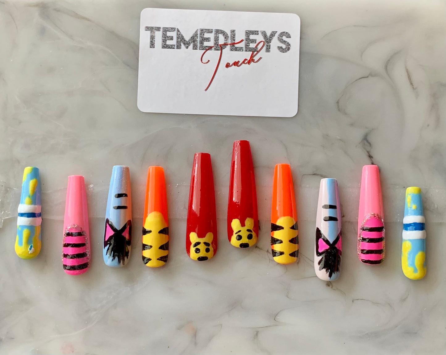 Winnie the Pooh & crew Press on nails