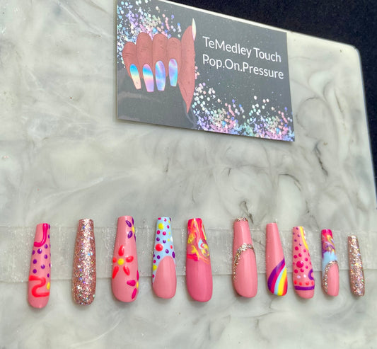Spring freestyle press on nails
