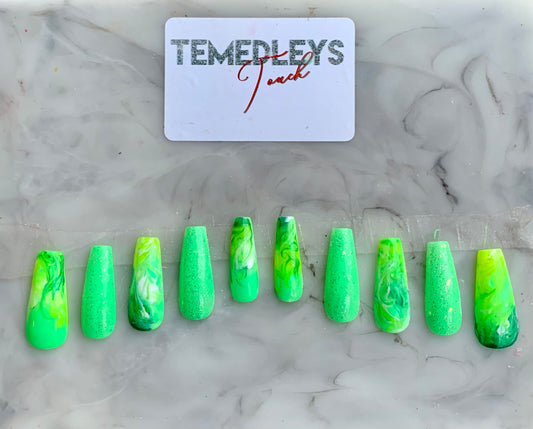 Neon green marble press on nails